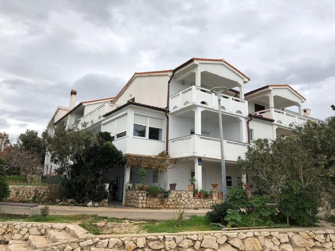 Apartments Milja - 10 M From Sea Mandre Bagian luar foto
