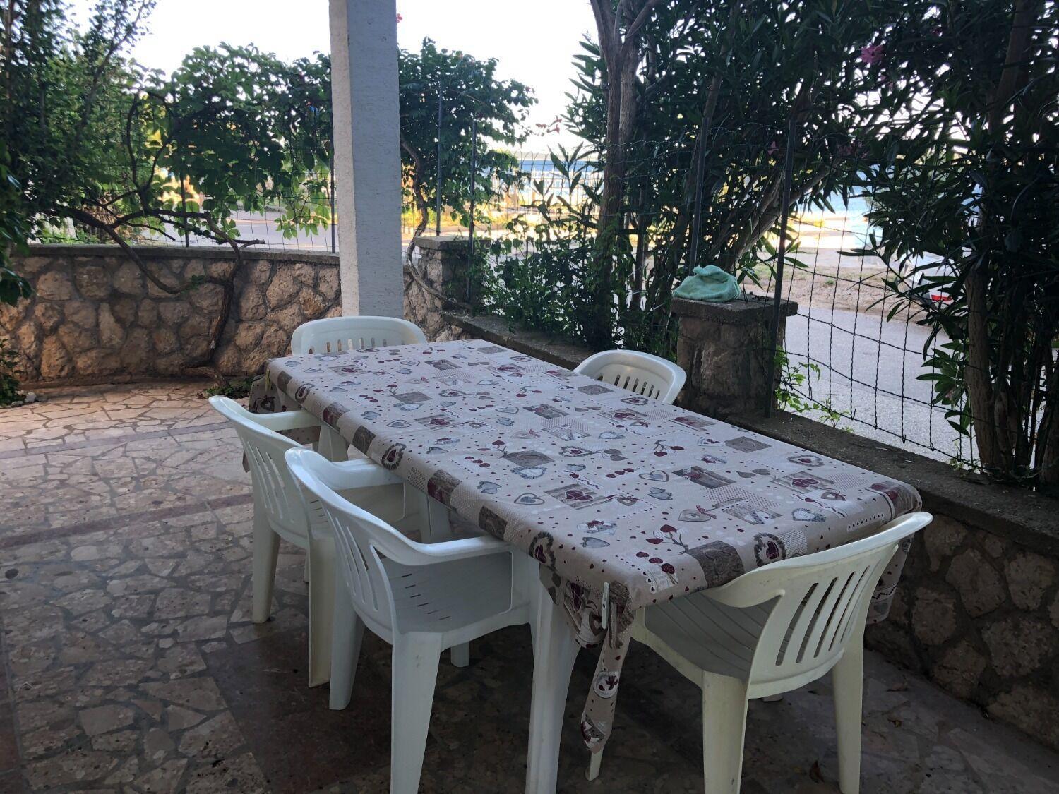Apartments Milja - 10 M From Sea Mandre Bagian luar foto